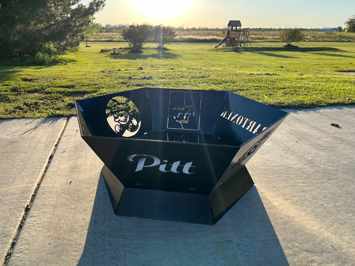 Hexagon Firepit 36”